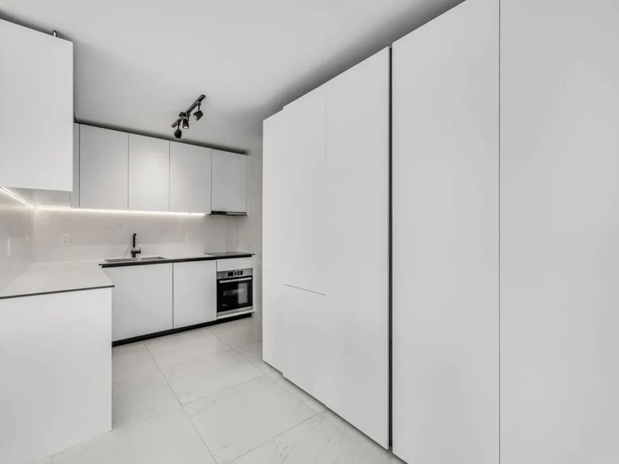 Apartamento Modern Bayview With Balcony In