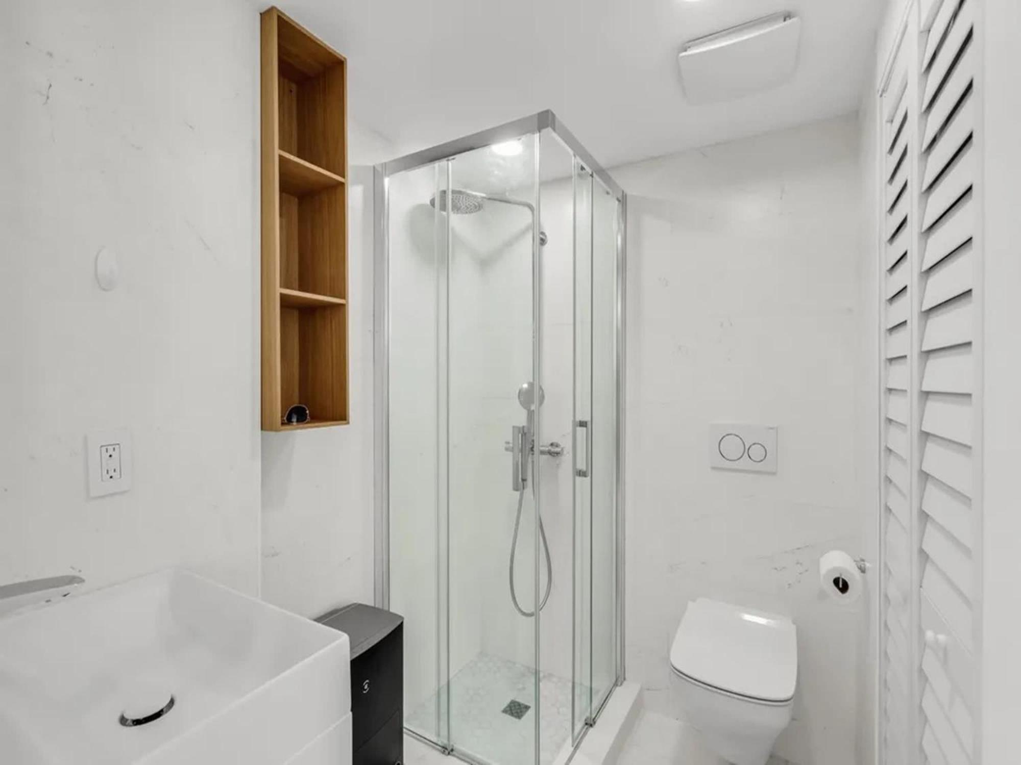 Apartamento Modern Bayview With Balcony In *